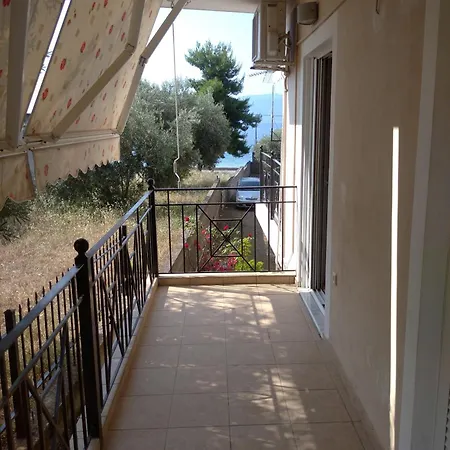 Lihas Hotel apartamentowy Áyios Yeóryios